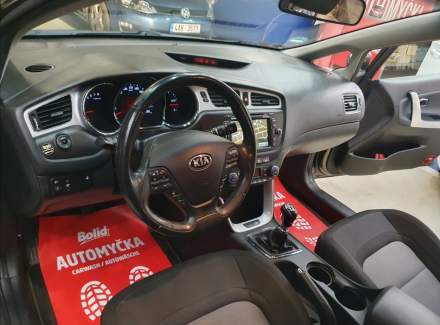 Kia - Cee'd