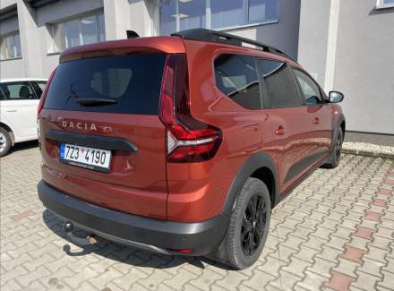 Dacia - Jogger