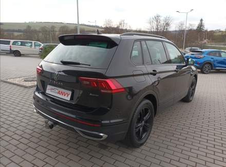 Volkswagen - Tiguan