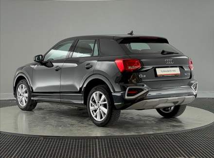 Audi - Q2