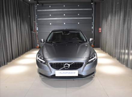 Volvo - V40