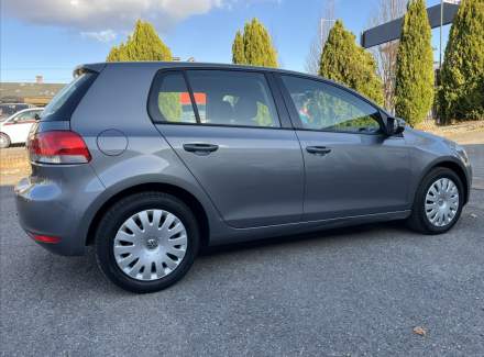 Volkswagen - Golf