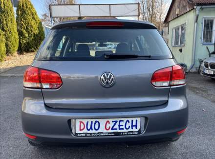 Volkswagen - Golf