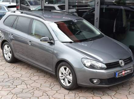 Volkswagen - Golf