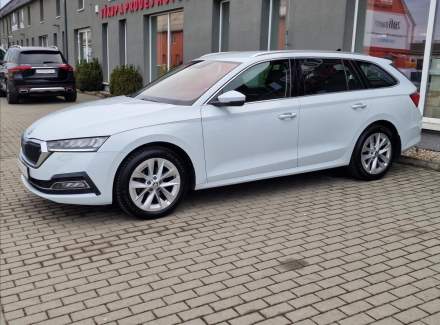 Škoda - Octavia