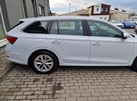 Škoda - Octavia
