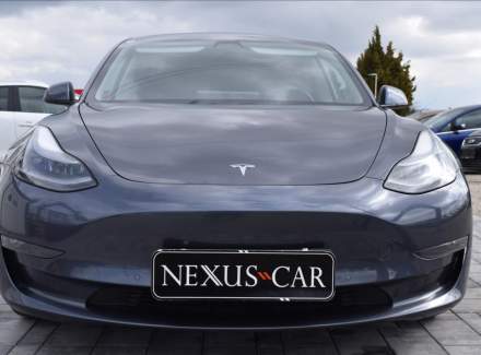 Tesla - Model 3