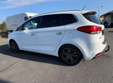 Kia - Carens