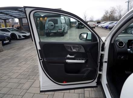 Mercedes-Benz - GLB