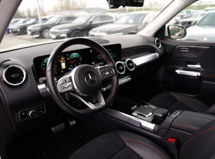 Mercedes-Benz - GLB