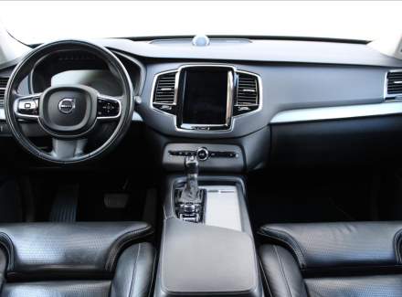 Volvo - XC90