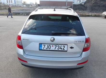 Škoda - Octavia