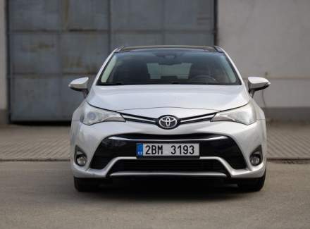 Toyota - Avensis