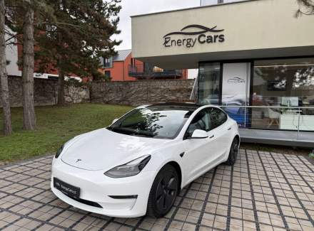 Tesla - Model 3