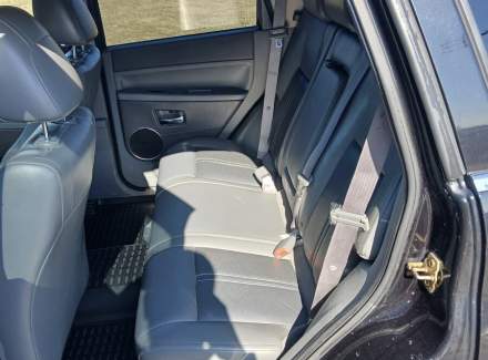 Jeep - Grand Cherokee