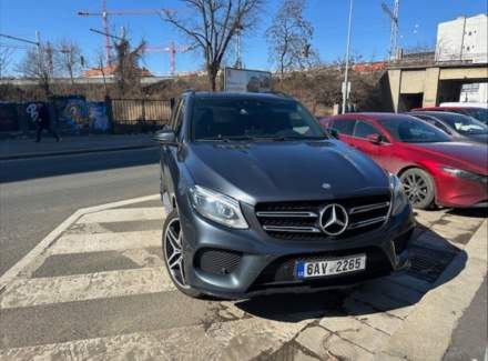 Mercedes-Benz - GLE