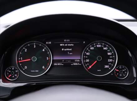 Volkswagen - Touareg