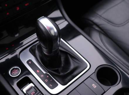 Volkswagen - Touareg