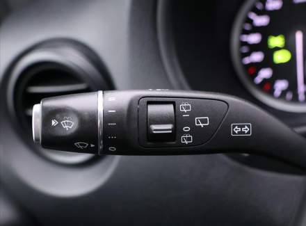 Mercedes-Benz - Vito