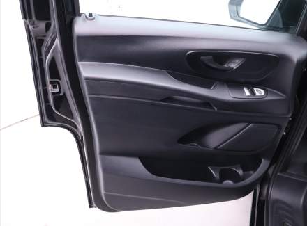 Mercedes-Benz - Vito
