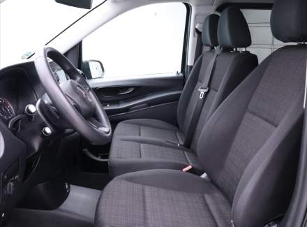 Mercedes-Benz - Vito