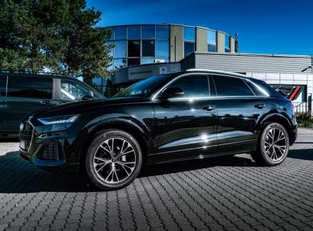 Audi - Q8
