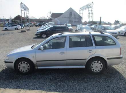 Škoda - Octavia