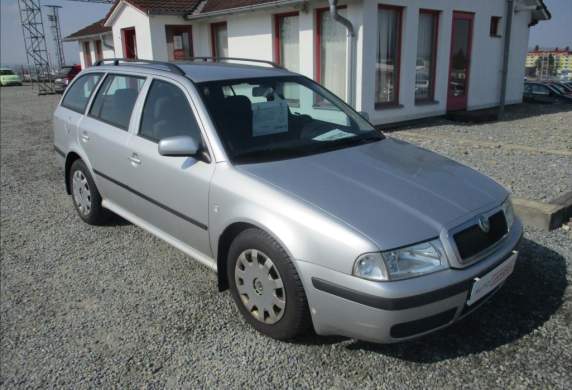 Škoda - Octavia