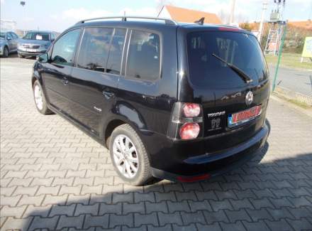 Volkswagen - Touran