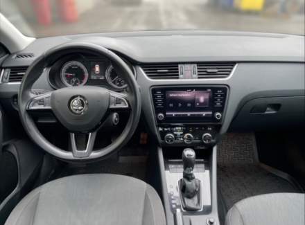 Škoda - Octavia