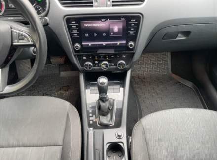 Škoda - Octavia