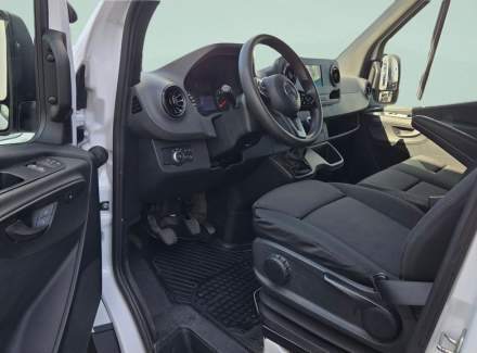 Mercedes-Benz - Sprinter