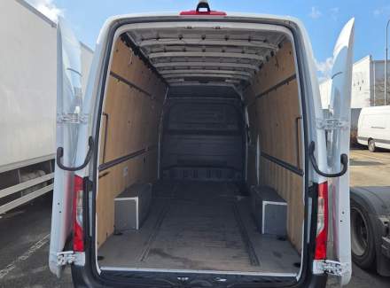 Mercedes-Benz - Sprinter