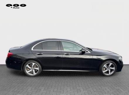 Mercedes-Benz - E-class