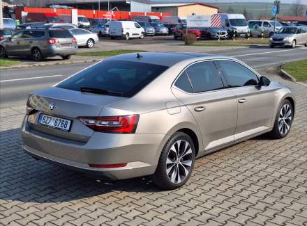 Škoda - Superb