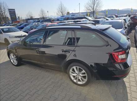 Škoda - Octavia