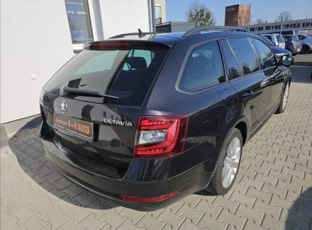 Škoda - Octavia