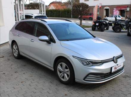 Volkswagen - Golf