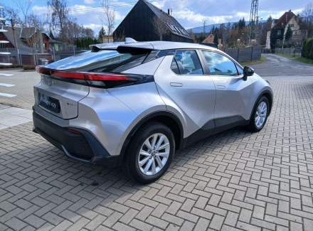 Toyota - C-HR