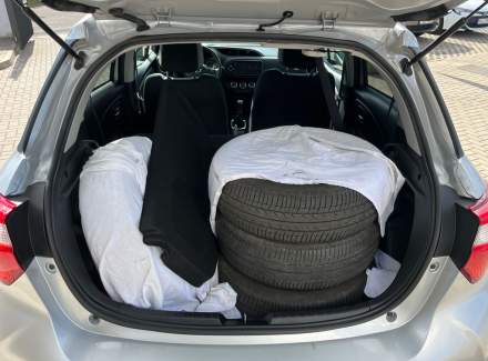 Toyota - Yaris