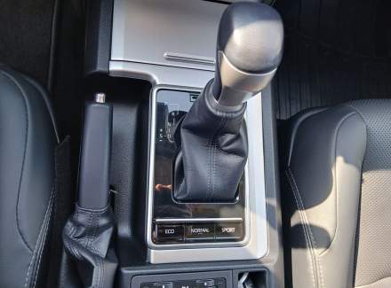 Toyota - Land Cruiser