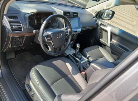 Toyota - Land Cruiser