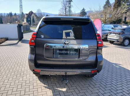 Toyota - Land Cruiser