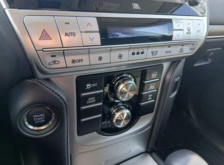 Toyota - Land Cruiser