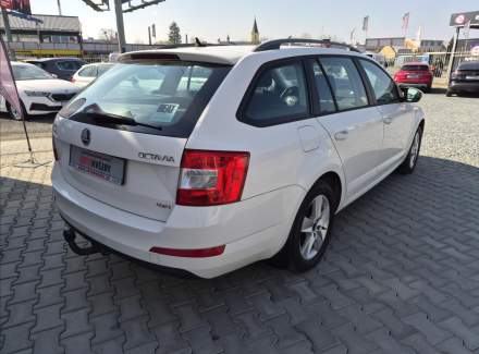 Škoda - Octavia