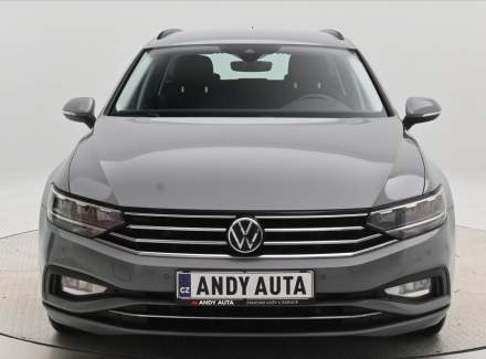 Volkswagen - Passat