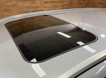 Mercedes-Benz - E-class