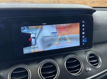 Mercedes-Benz - E-class