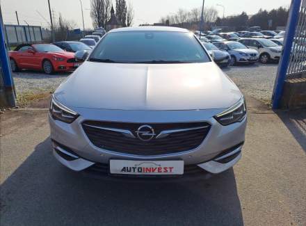 Opel - Insignia