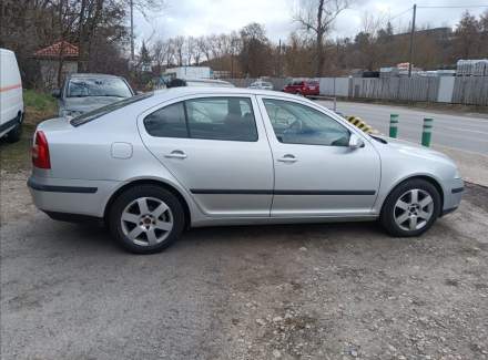 Škoda - Octavia